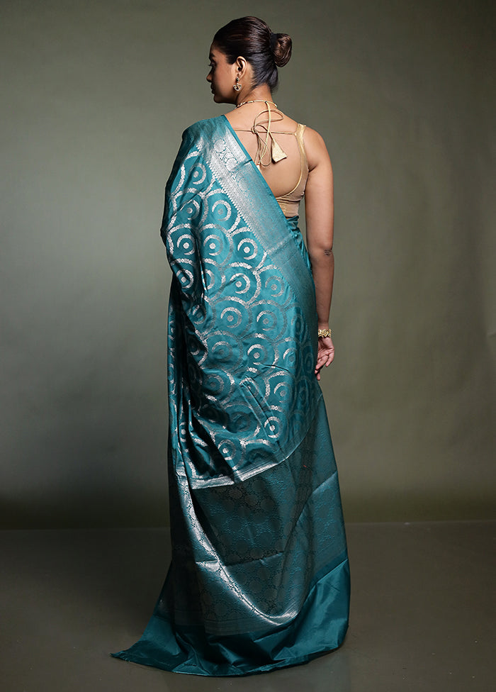 Green Kora Silk Saree With Blouse Piece