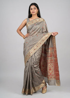 Grey Handloom Baluchari Pure Silk Saree With Blouse Piece