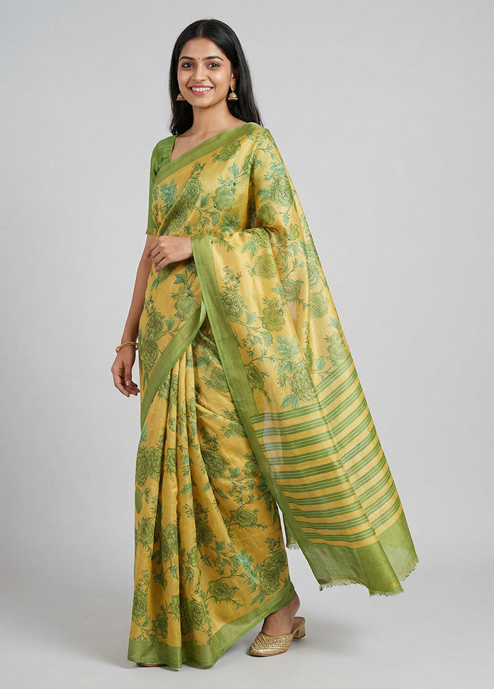 Yellow Printed Silk Saree Without Blouse Piece