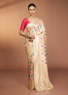Cream Dupion Silk Saree With Blouse Piece