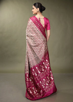 Cream Tanchoi Silk Saree With Blouse Piece