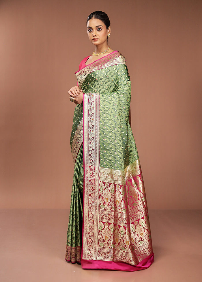 Green Handloom Tanchoi Pure Silk Saree With Blouse Piece