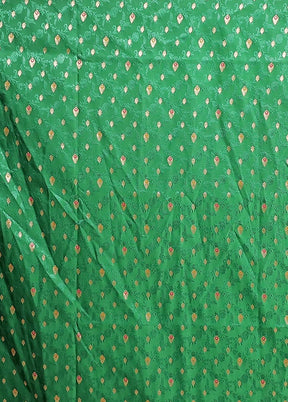 Cream Handloom Tanchoi Pure Silk Saree With Blouse Piece