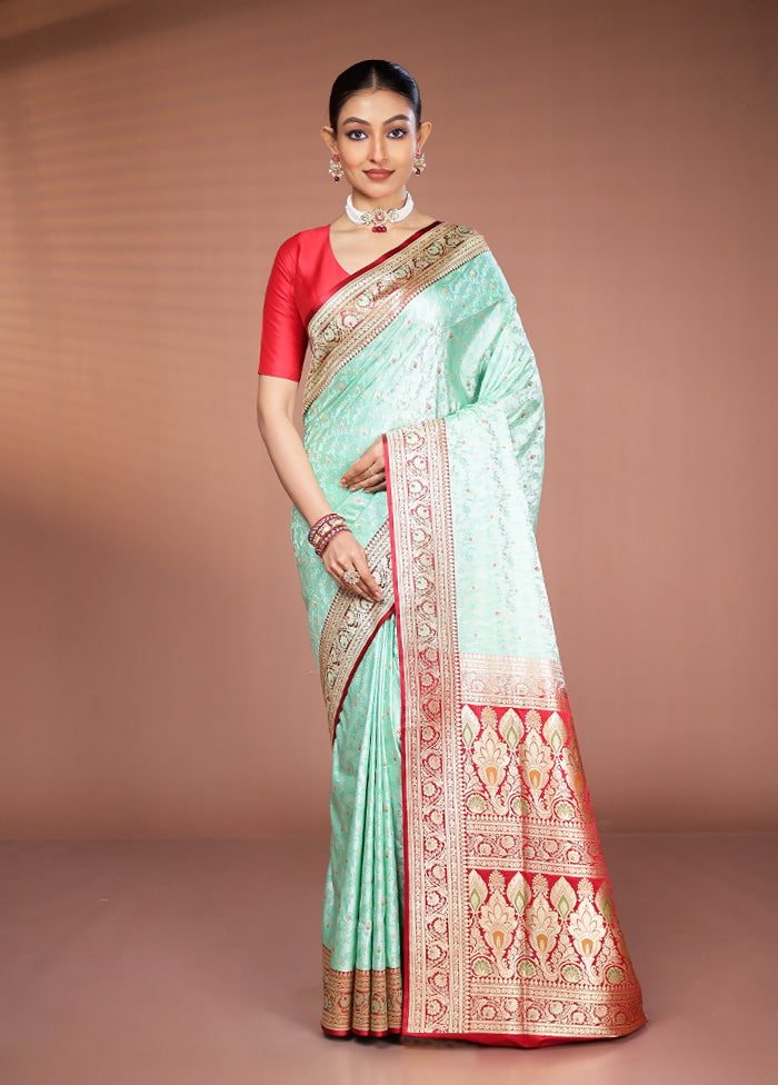 Green Handloom Tanchoi Pure Silk Saree With Blouse Piece