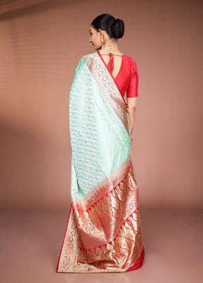 Green Handloom Tanchoi Pure Silk Saree With Blouse Piece
