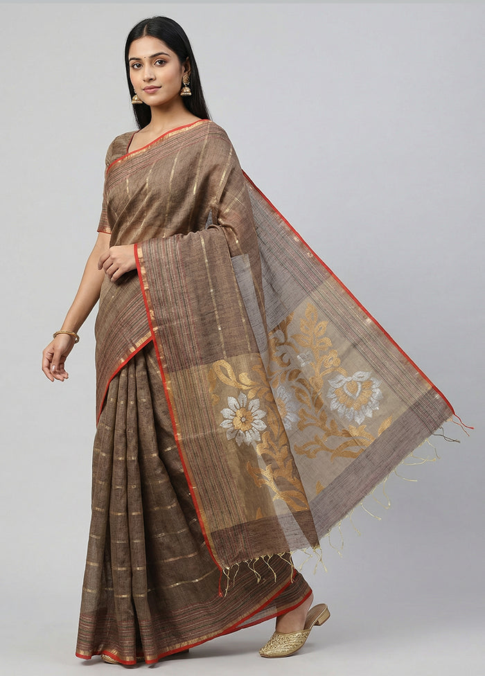 Grey Handloom Matka Pure Silk Saree With Blouse Piece
