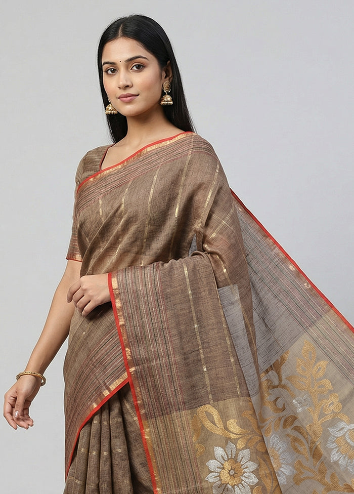 Grey Handloom Matka Pure Silk Saree With Blouse Piece