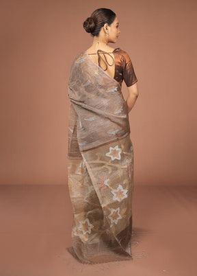 Cream Handloom Matka Pure Silk Saree With Blouse Piece