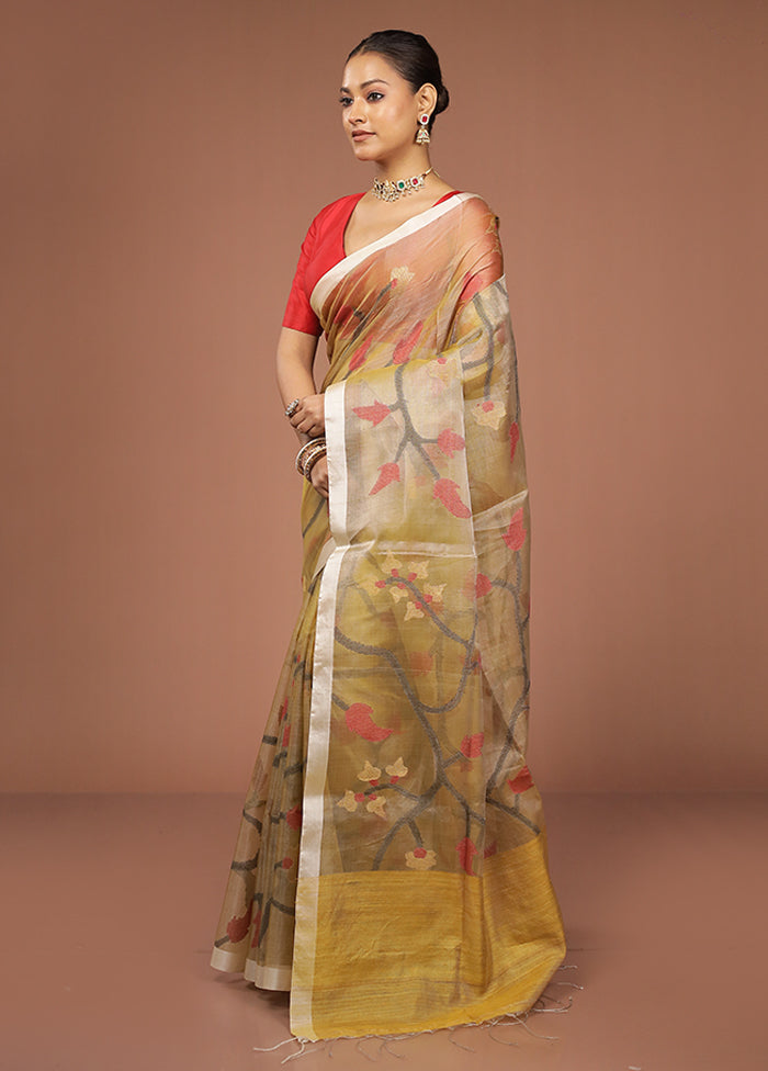 Cream Handloom Matka Pure Silk Saree With Blouse Piece