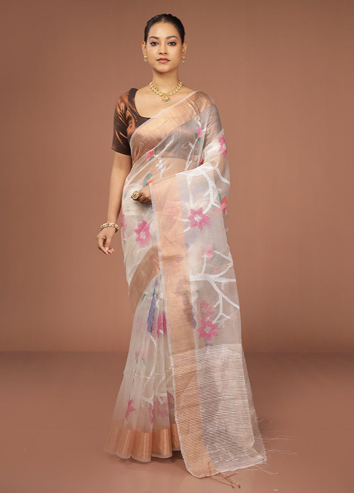 Grey Handloom Matka Pure Silk Saree With Blouse Piece