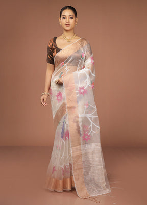 Grey Handloom Matka Pure Silk Saree With Blouse Piece