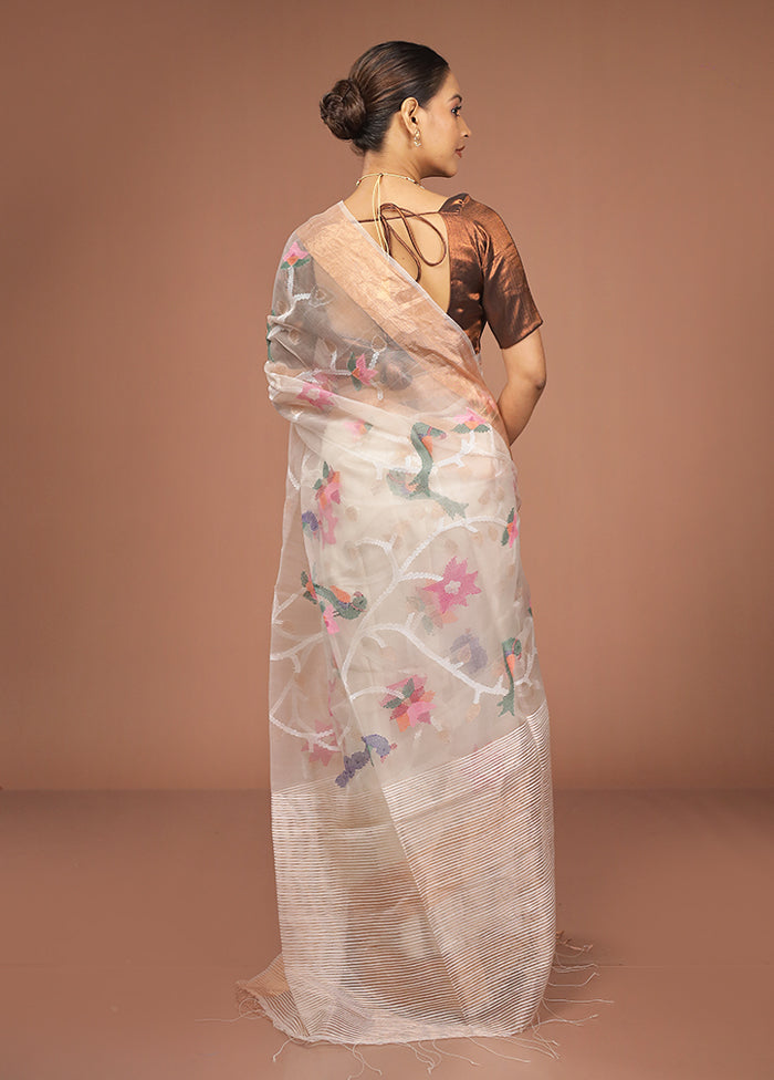 Grey Handloom Matka Pure Silk Saree With Blouse Piece