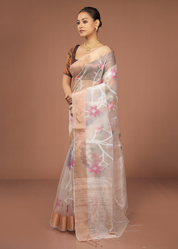 Grey Handloom Matka Pure Silk Saree With Blouse Piece