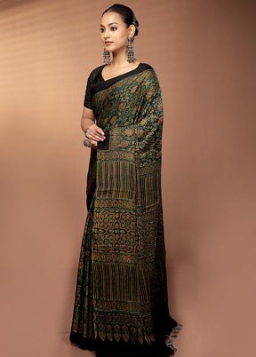 Green Printed Pure Silk Saree Without Blouse Piece