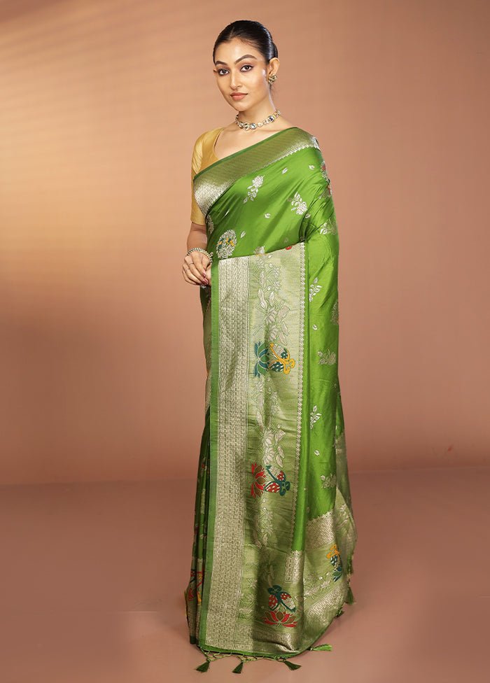 Green Dupion Silk Saree With Blouse Piece