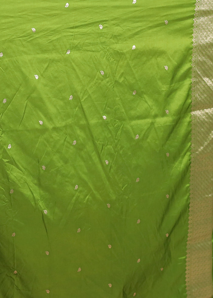 Green Dupion Silk Saree With Blouse Piece