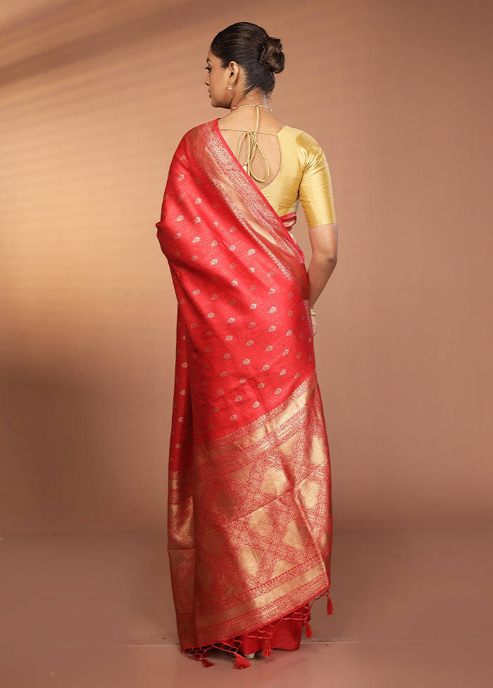 Red Dupion Silk Saree With Blouse Piece