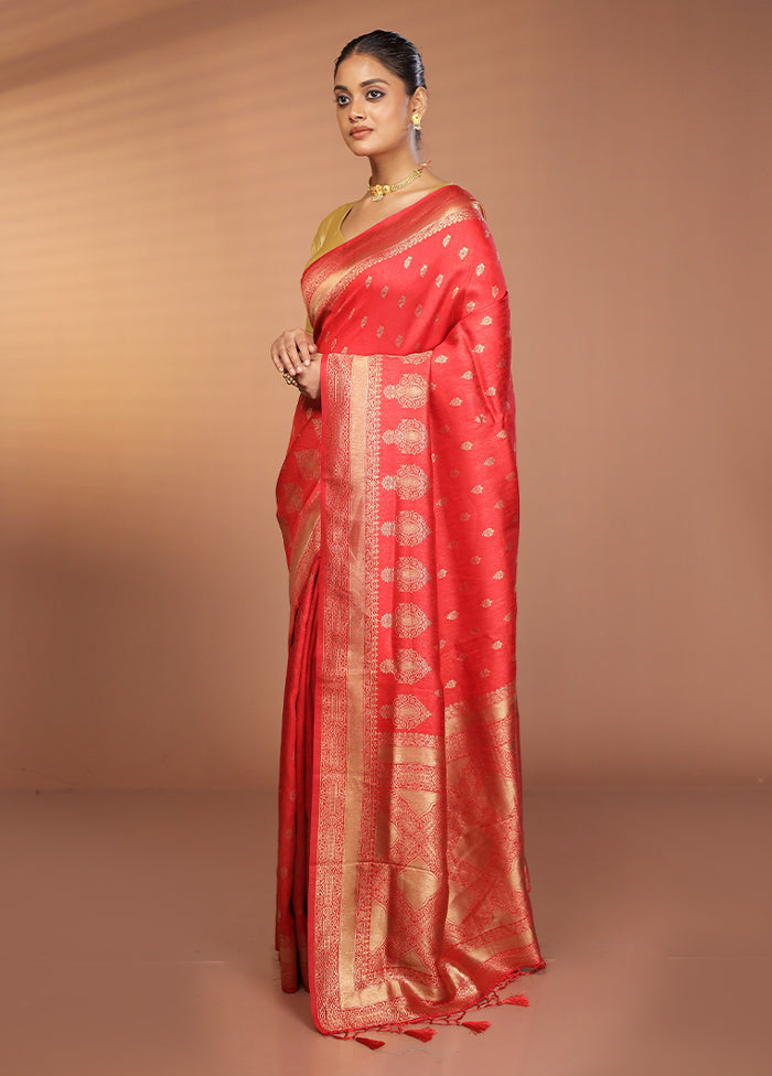 Red Dupion Silk Saree With Blouse Piece