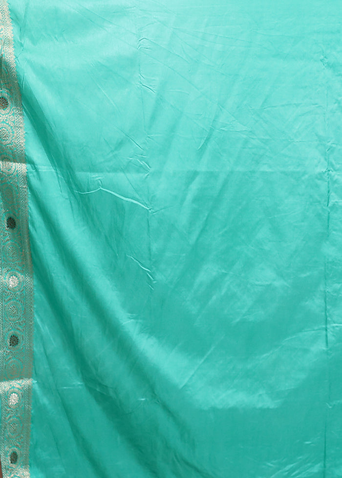 Green Dupion Silk Saree With Blouse Piece