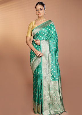 Green Dupion Silk Saree With Blouse Piece