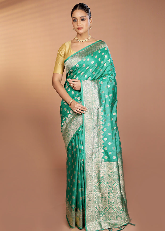 Green Dupion Silk Saree With Blouse Piece