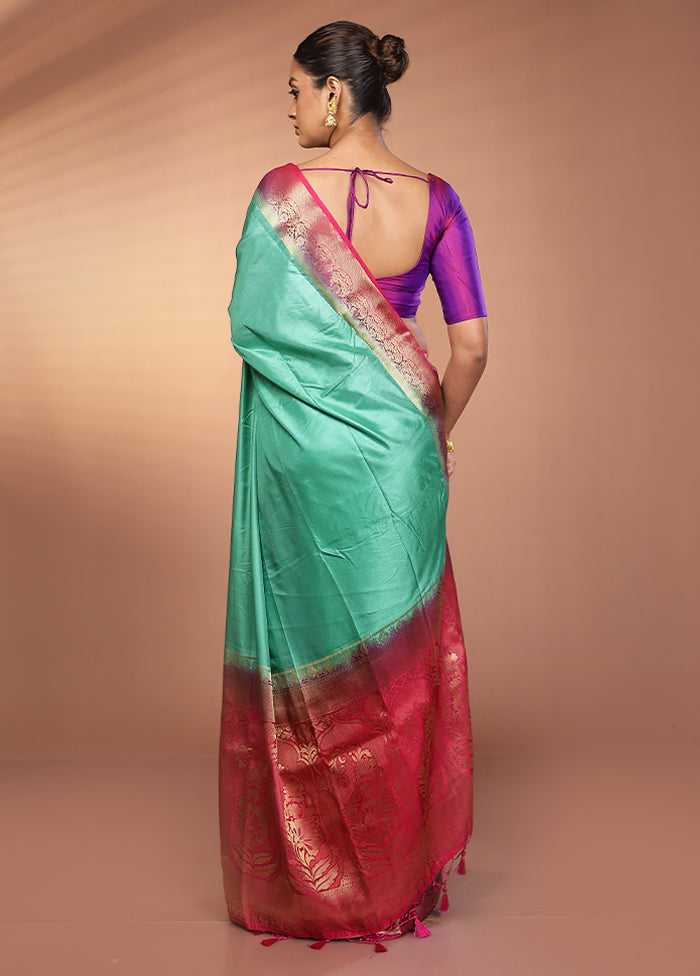 Green Dupion Silk Saree With Blouse Piece