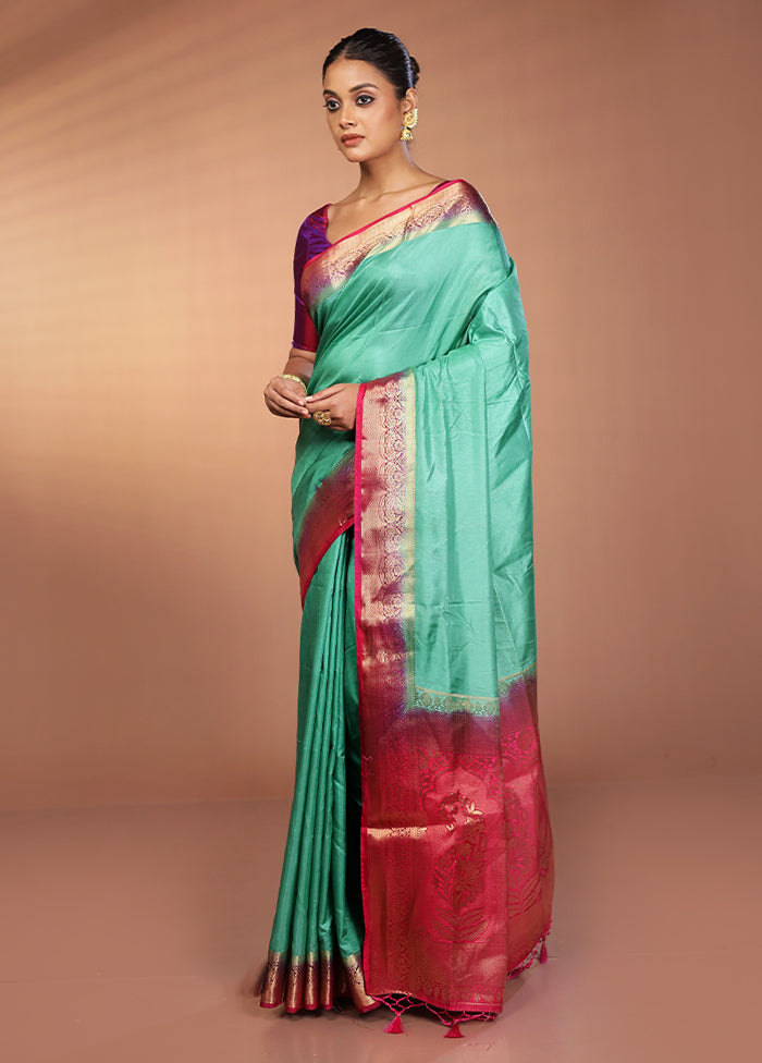 Green Dupion Silk Saree With Blouse Piece