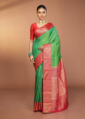 Green Kanjivaram Silk Saree With Blouse Piece