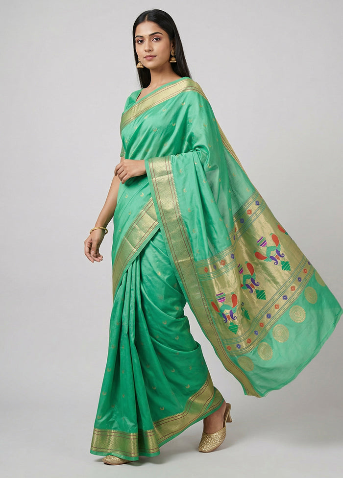 Green Kanjivaram Silk Saree With Blouse Piece