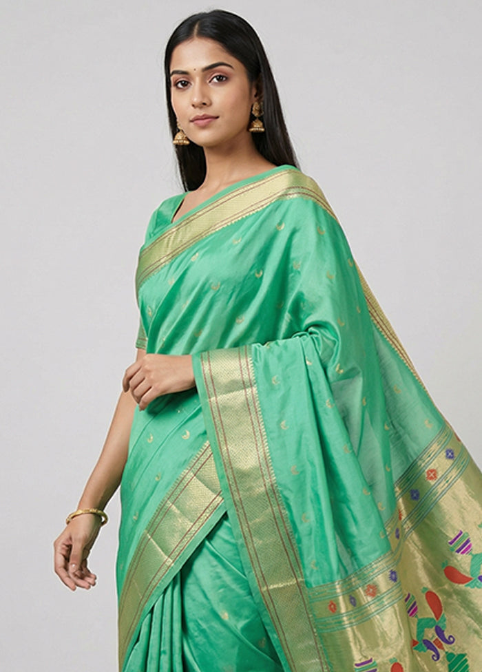Green Kanjivaram Silk Saree With Blouse Piece