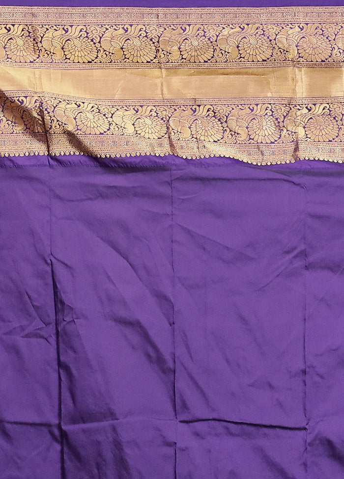 Green Handloom Kanjivaram Pure Silk Saree With Blouse Piece