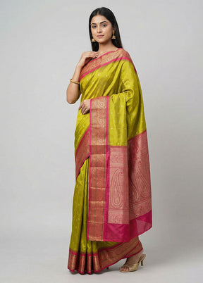 Green Handloom Kanjivaram Pure Silk Saree With Blouse Piece