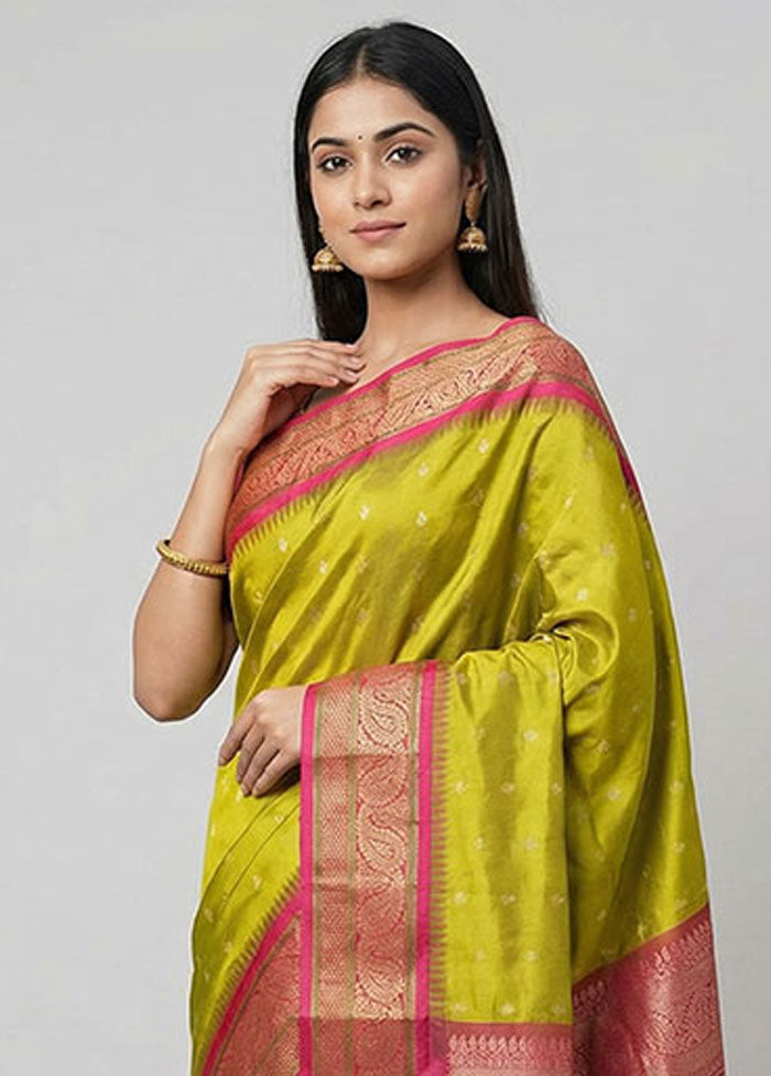 Green Handloom Kanjivaram Pure Silk Saree With Blouse Piece
