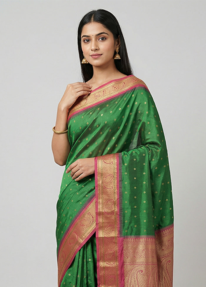 Green Handloom Kanjivaram Pure Silk Saree With Blouse Piece