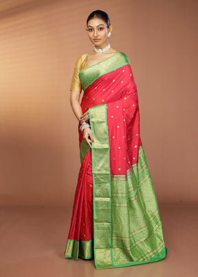 Pink Handloom Kanjivaram Pure Silk Saree With Blouse Piece