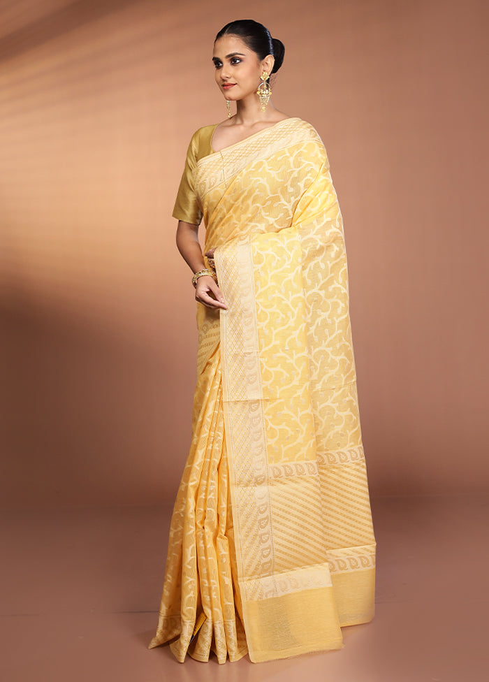 Yellow Kora Silk Saree With Blouse Piece