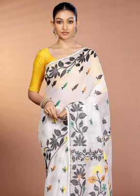 White Tant Jamdani Saree Without Blouse Piece