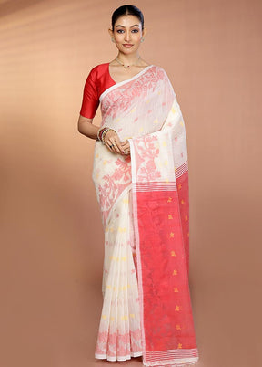 White Matka Silk Saree With Blouse Piece