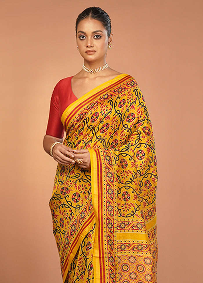 Yellow Chanderi Silk Saree With Blouse Piece