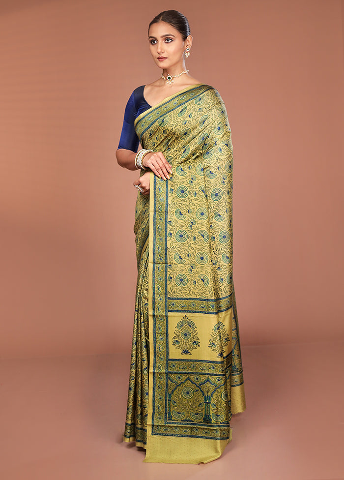Green Handloom Printed Pure Silk Saree Without Blouse Piece