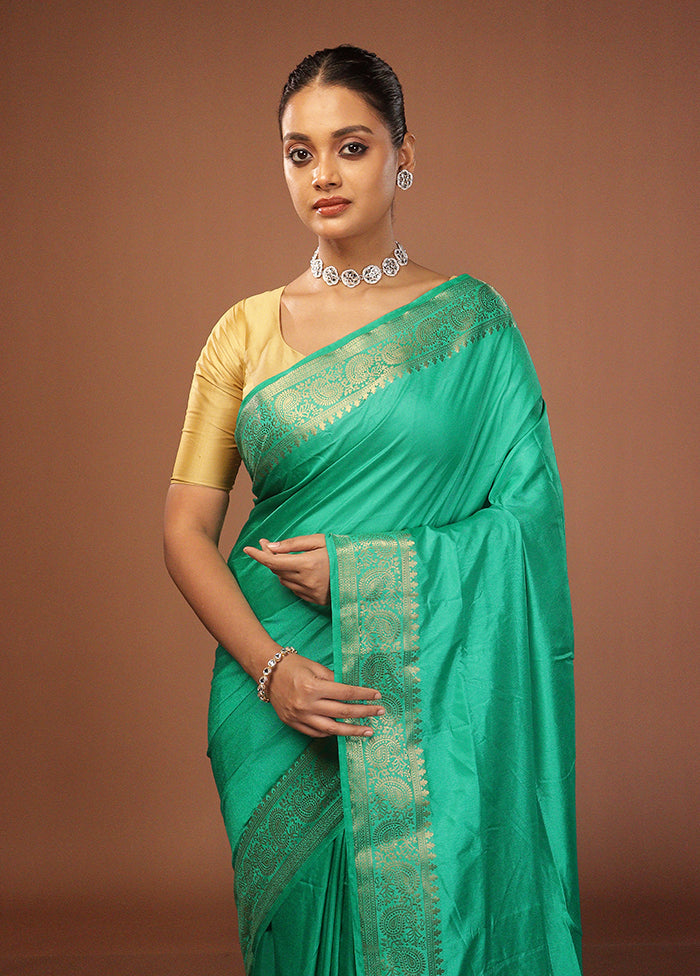 Green Dupion Silk Saree With Blouse Piece