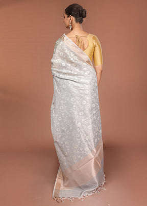 Grey Cotton Saree With Blouse Piece