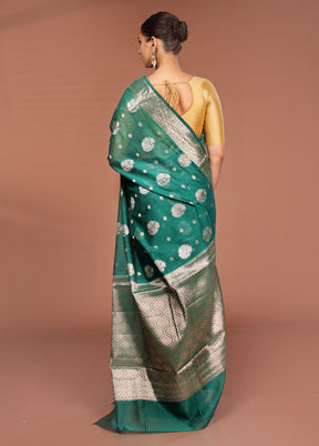 Green Kora Silk Saree With Blouse Piece