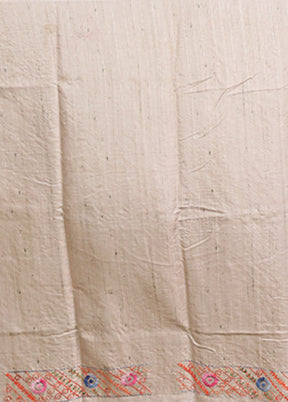 Cream Tussar Silk Saree With Blouse Piece