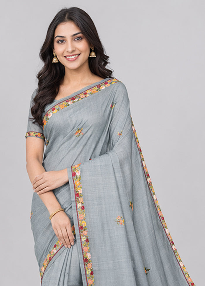Grey Handloom Tussar Pure Silk Saree With Blouse Piece