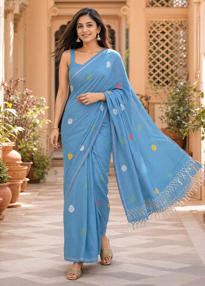 Blue Matka Silk Saree With Blouse Piece