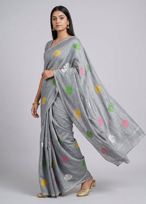 Grey Matka Silk Saree With Blouse Piece
