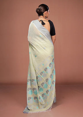 Green Matka Silk Saree With Blouse Piece