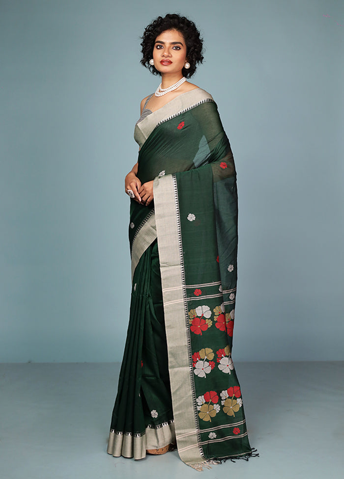 Green Matka Silk Saree Without Blouse Piece