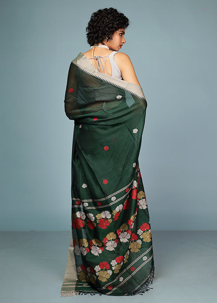 Green Matka Silk Saree Without Blouse Piece